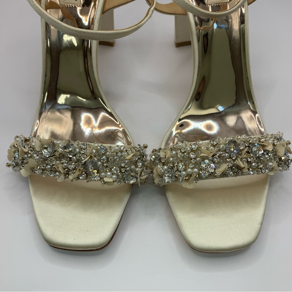 Badgley Mischka Teenie block heeled sandals - Picture 3 of 9